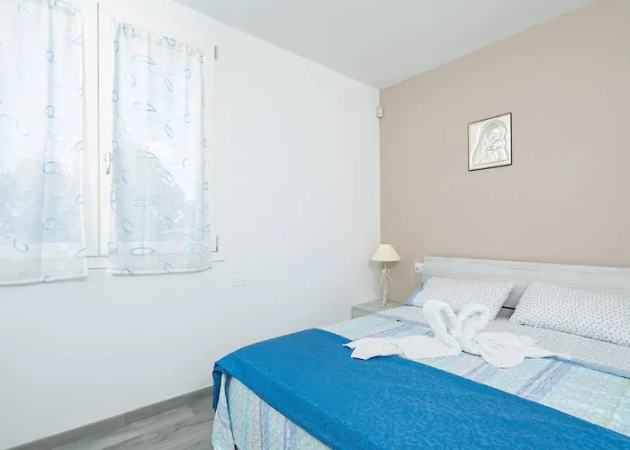 Villino Le Viole By Vacavilla Villa *